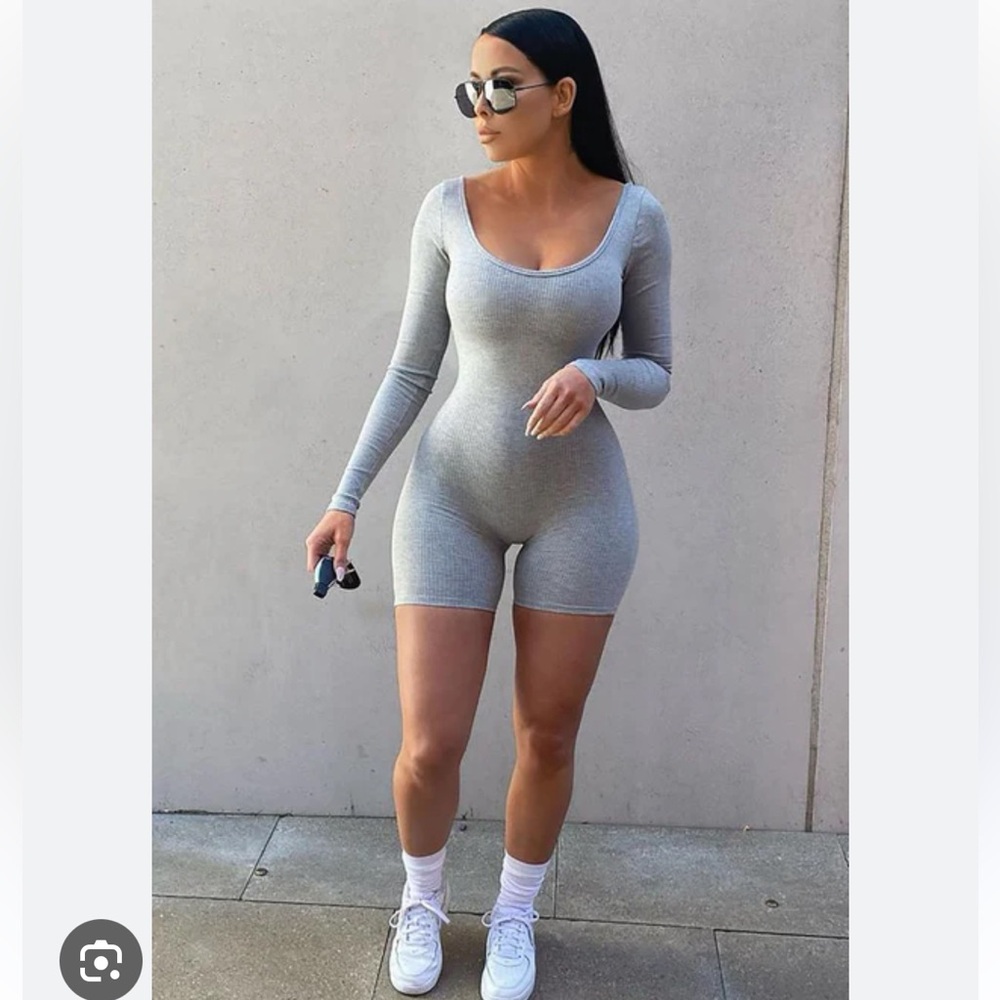 Gray Long Sleeve Ribbed Bodysuit